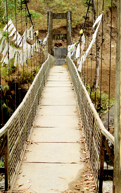 Bhakutar Hanging Bridge, Lingtam